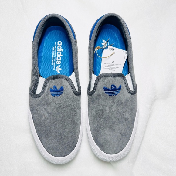 ADIDAS SHMOOFOIL SLIP-ON - GREY / ROYAL BLUE - 6 - NIB - Picture 2 of 9